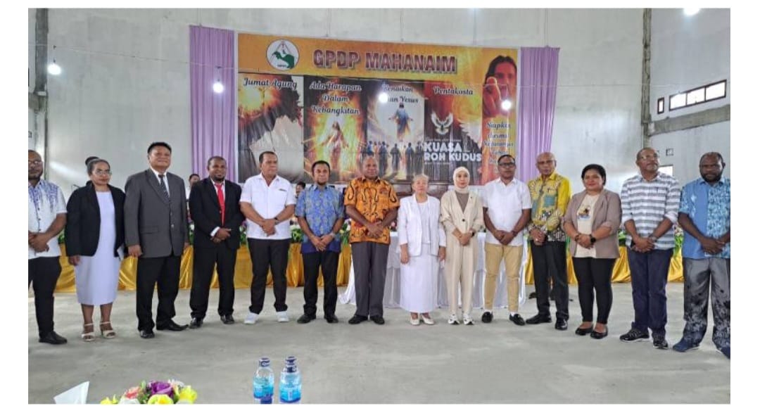 Matius Fakhiri Disebut Tuan Atas Tanah Papua, Siap Jadi Gubernur Semua Golongan